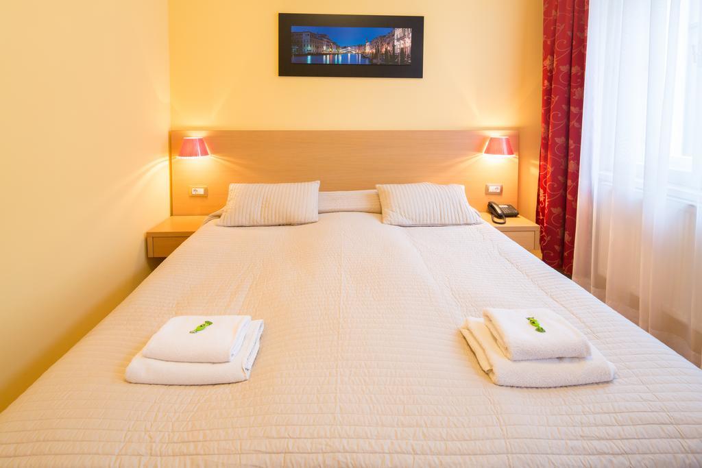 City Lounge Hotel Prag Værelse billede