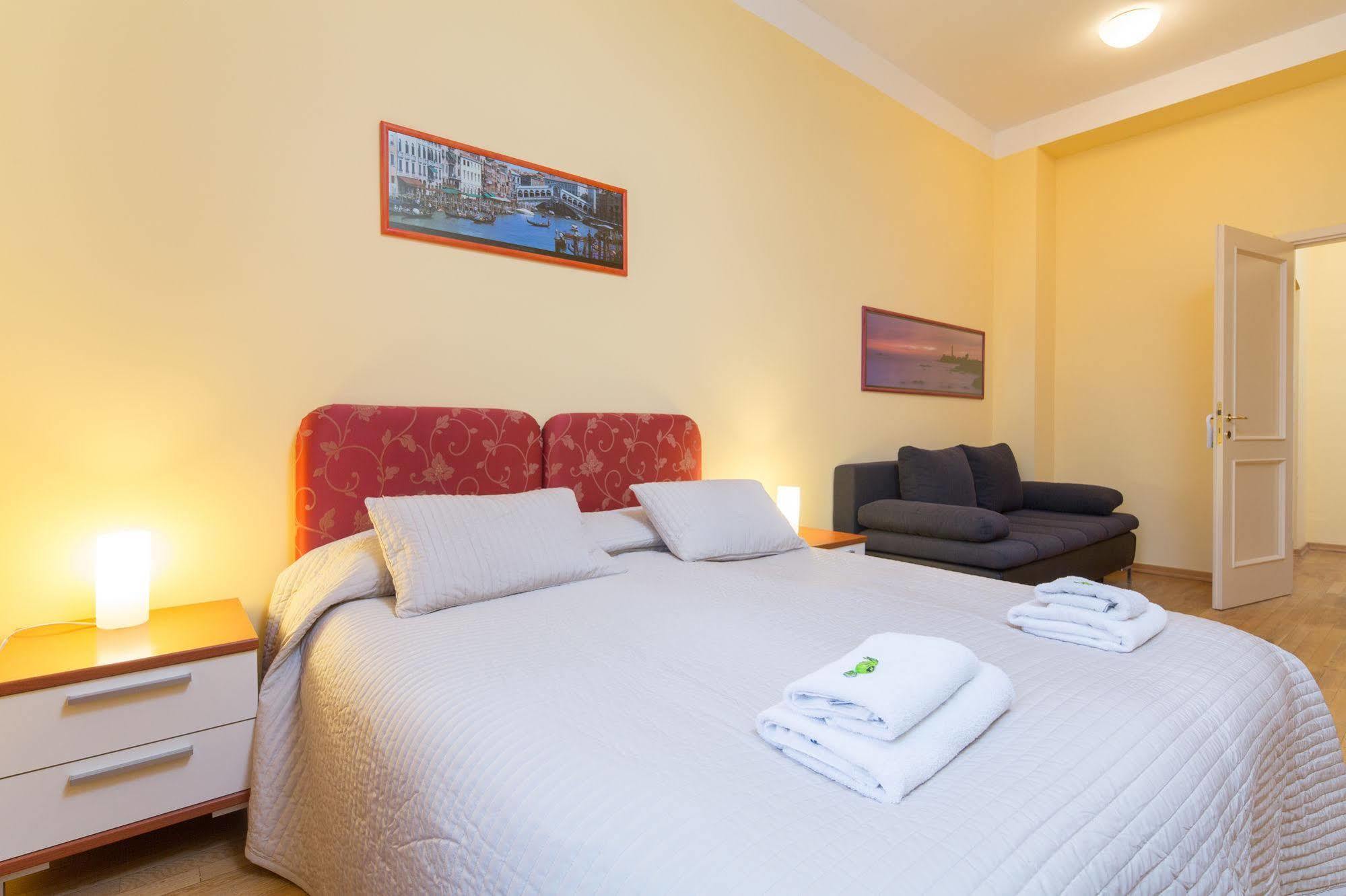 City Lounge Hotel Prag Eksteriør billede