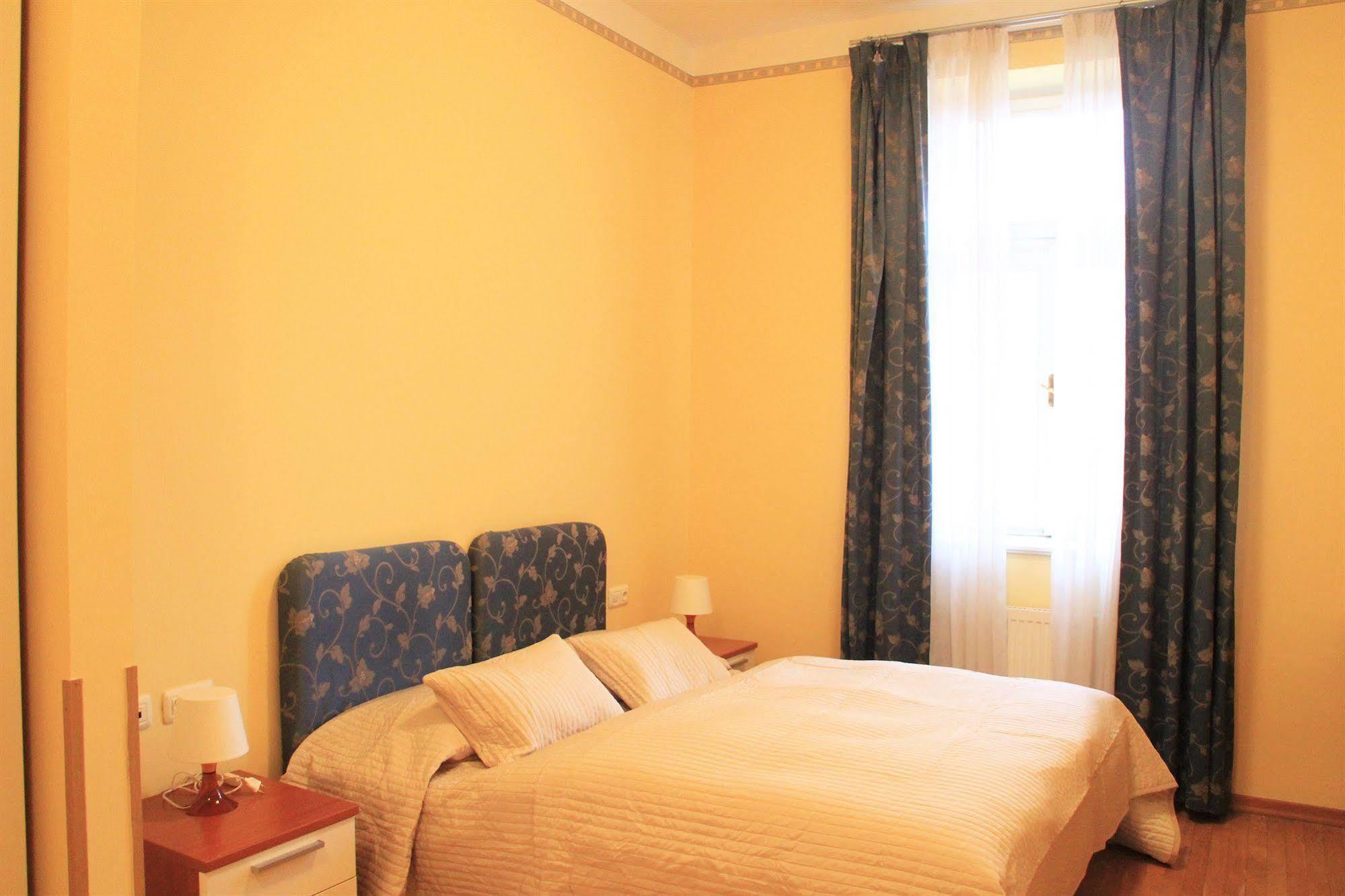 City Lounge Hotel Prag Eksteriør billede